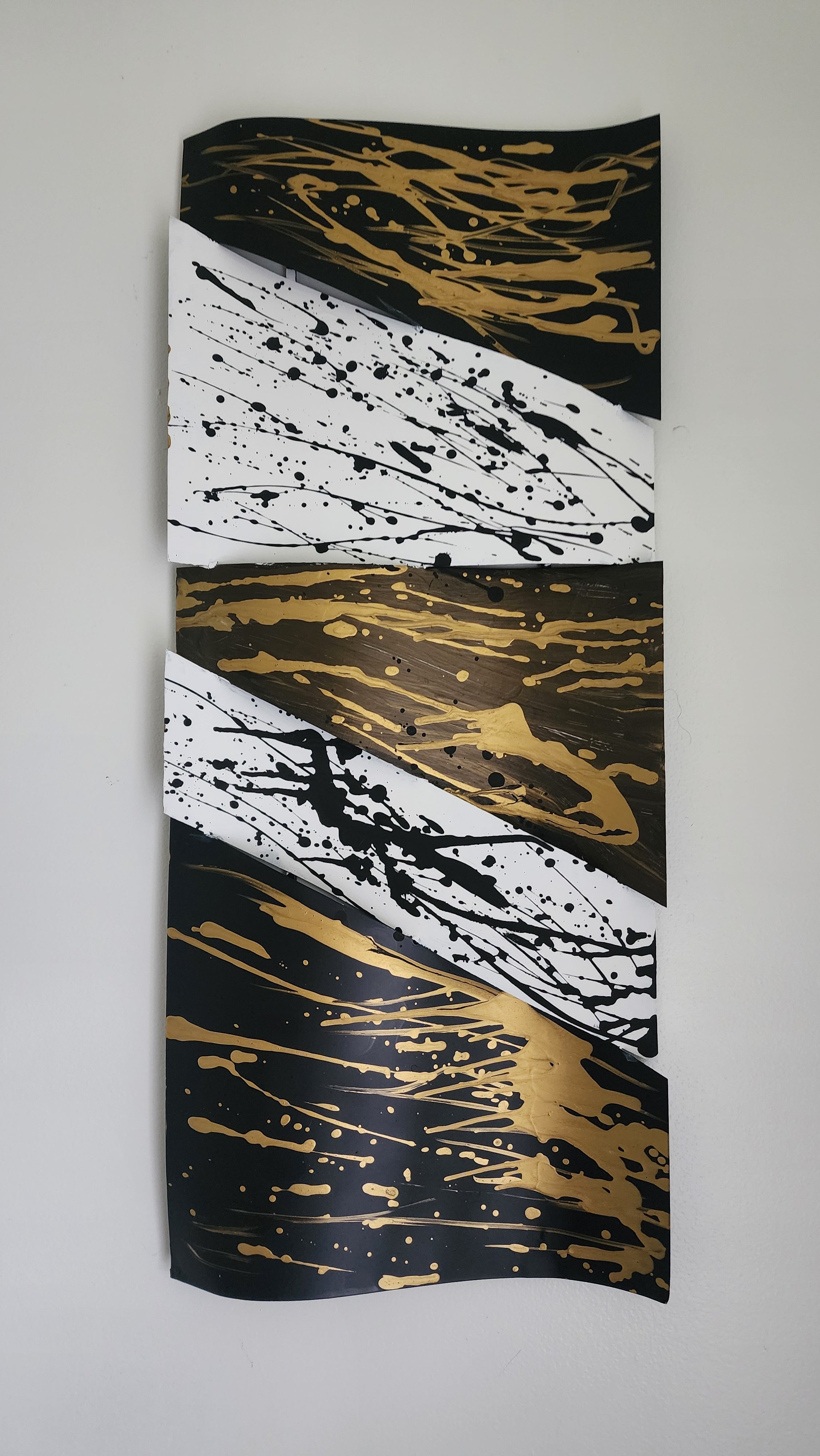 Hand-Painted Fluid Art Wall Décor